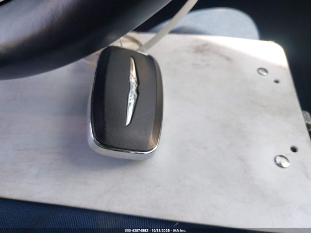 2018 CHRYSLER PACIFICA 2C4RC1EG6JR204352 Photo 10