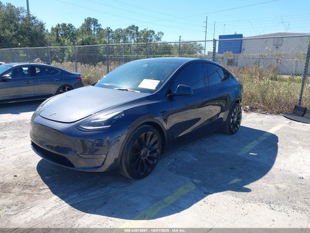 2025 TESLA MODEL Y 7SAYGDEF7SA350765 Photo 1