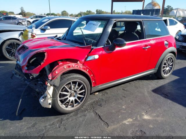 2007 MINI COOPER S WMWMF73527TL85115 Photo 1