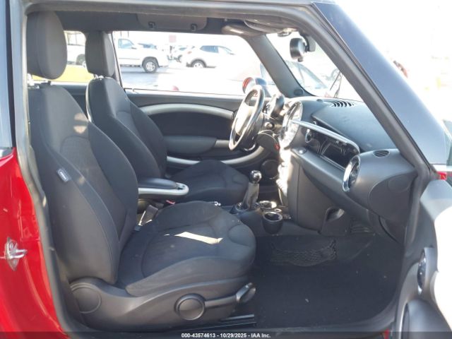 2007 MINI COOPER S WMWMF73527TL85115 Photo 4