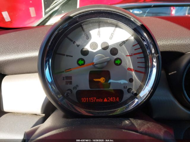 2007 MINI COOPER S WMWMF73527TL85115 Photo 6