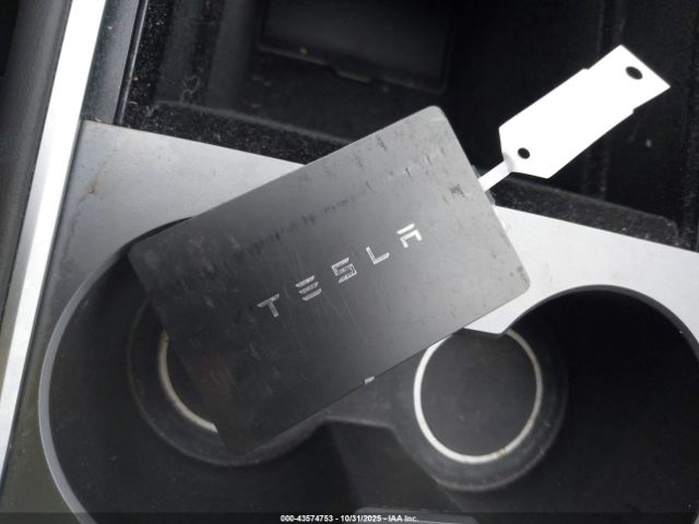 2024 TESLA MODEL Y 7SAYGDEE2RA258464 Photo 10