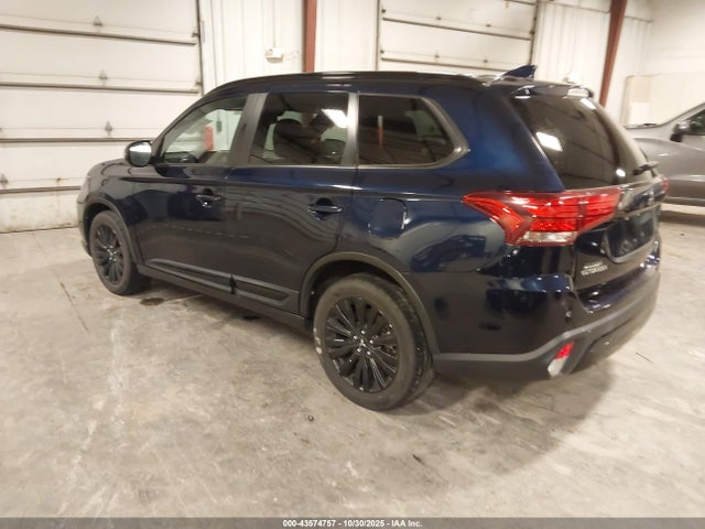 2020 MITSUBISHI OUTLANDER JA4AZ3A37LZ036847 Photo 2