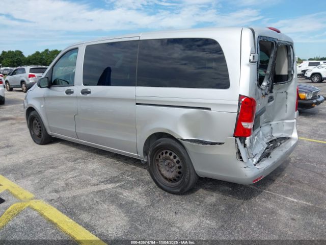 2018 MERCEDES-BENZ METRIS WD4PG2EE9J3494469 Photo 2