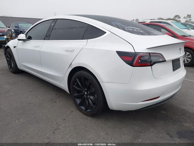 2020 Tesla Model 3 Standard Range Plus Rear-wheel Drive/standard Range Rear-wheel Drive მანქანა იყიდება აუქციონზე, vin: 5YJ3E1EA4LF612830, აუქციონის ნომერი: 43574796