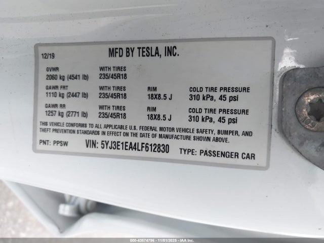 2020 Tesla Model 3 Standard Range Plus Rear-wheel Drive/standard Range Rear-wheel Drive მანქანა იყიდება აუქციონზე, vin: 5YJ3E1EA4LF612830, აუქციონის ნომერი: 43574796