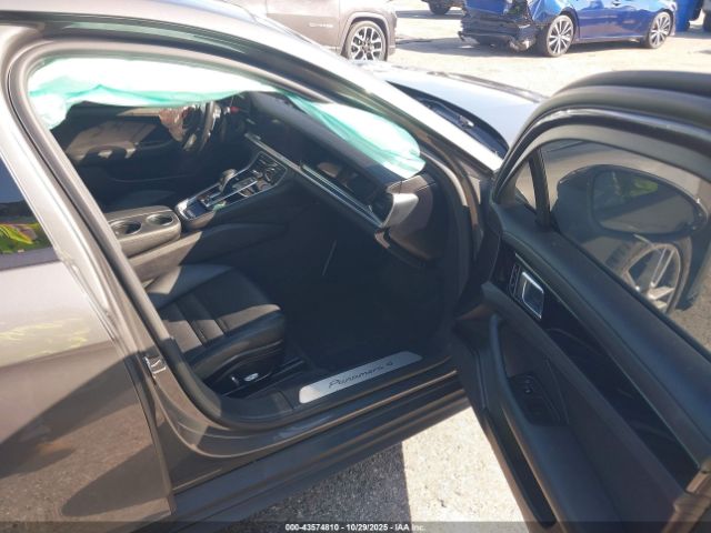 2017 PORSCHE PANAMERA WP0AA2A7XHL101016 Photo 4