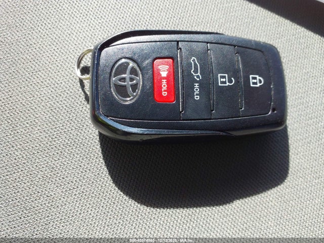 Toyota Corolla Cross Le 2024 7MUCAAAG6RV074311 Image 11