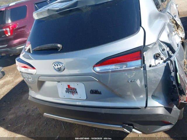 Toyota Corolla Cross Le 2024 7MUCAAAG6RV074311 Image 17