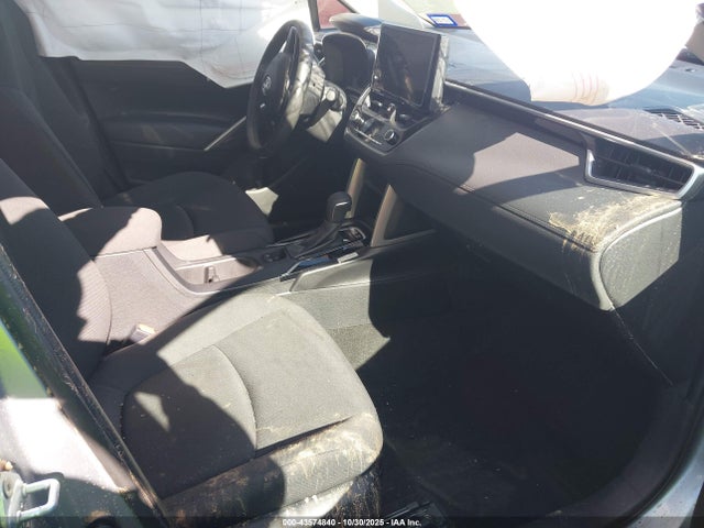 Toyota Corolla Cross Le 2024 7MUCAAAG6RV074311 Image 5