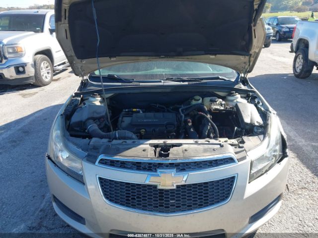 2014 CHEVROLET CRUZE 1G1PC5SB5E7341841 Photo 9