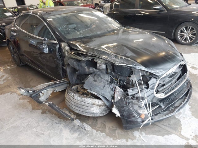 2013 TESLA MODEL S 5YJSA1CP9DFP06248 Photo 0