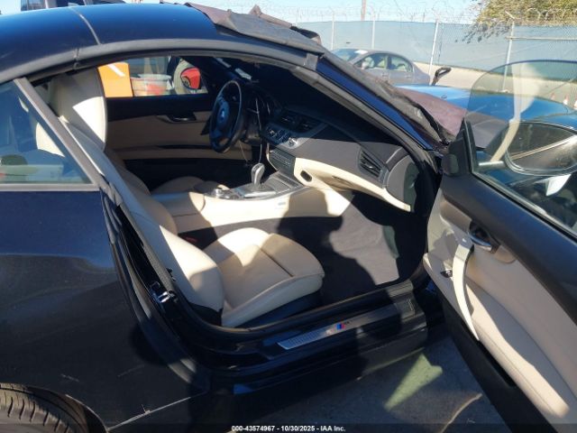 2013 BMW Z4 WBALL5C50DJ104381 Photo 4