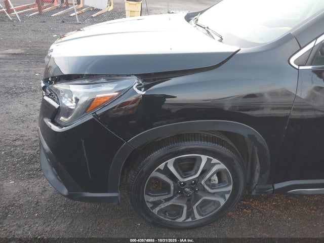 4S4WMAUD7P3434843 Subaru Ascent Limited 7-passenger