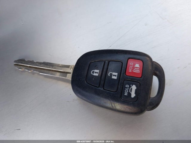 Toyota 2zr-fe 2019 2T1BURHE5KC160966 Image 11