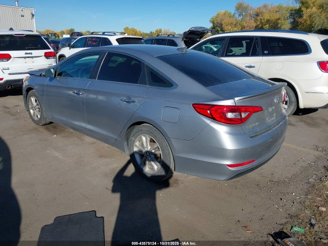 Hyundai SONATA ECO 2015 5NPE24AA1FH174587 Image 3