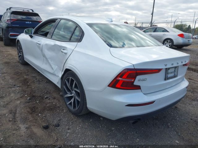2020 VOLVO S60 7JR102FKXLG046070 Photo 2