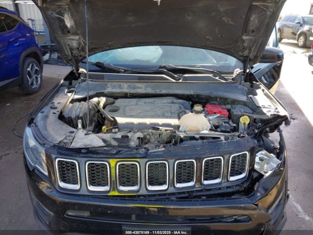 2019 JEEP COMPASS 3C4NJDBB4KT760818 Photo 9