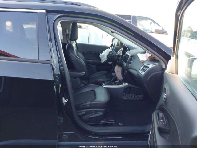 2019 JEEP COMPASS 3C4NJDBB4KT760818 Photo 4