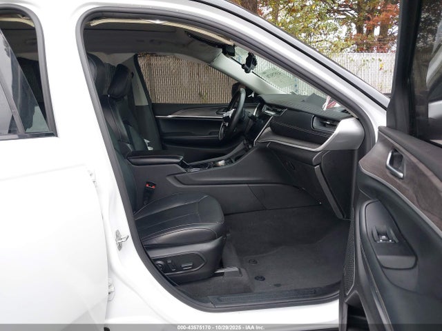 2022 JEEP GRAND CHEROKEE 1C4RJHBG2N8557238 Photo 4