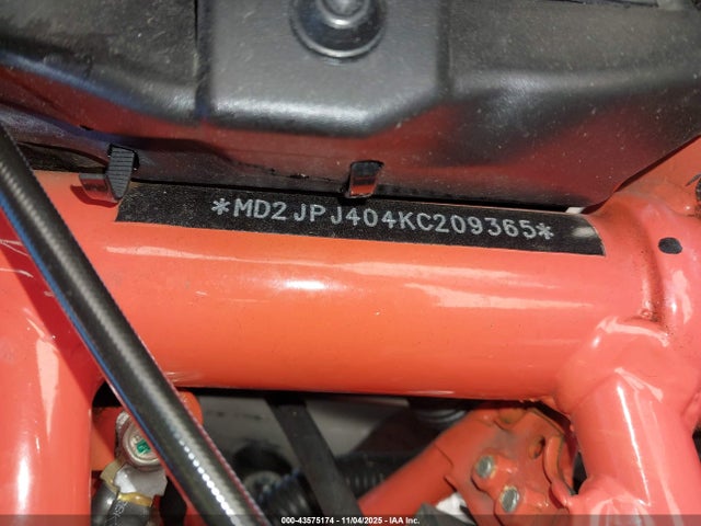 KTM 390 Duke 2019 MD2JPJ404KC209365 Image 10
