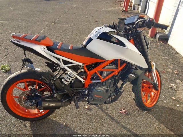 KTM 390 Duke 2019 MD2JPJ404KC209365 Image 8