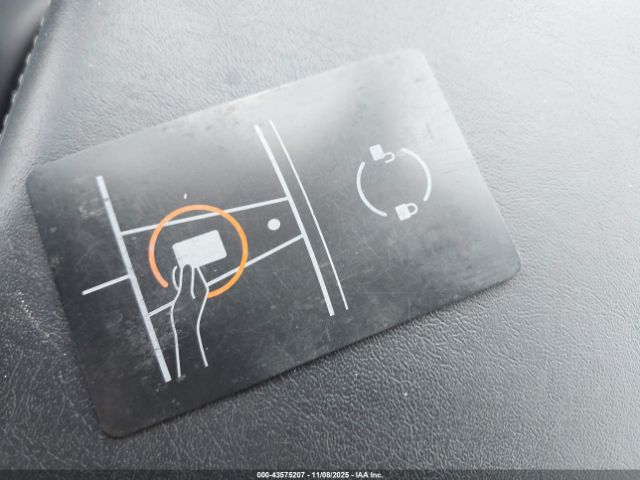 2021 TESLA MODEL 3 5YJ3E1EA5MF985635 Photo 10