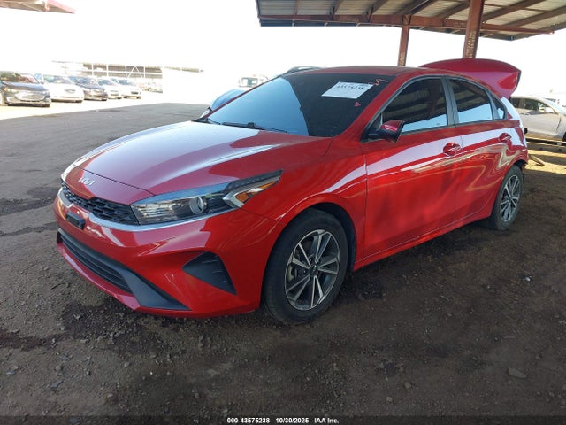 KIA Forte Lxs 2023 3KPF24AD4PE624298 Image 2