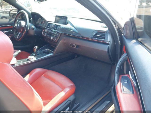 2015 BMW M4 WBS3R9C55FK331354 Photo 4