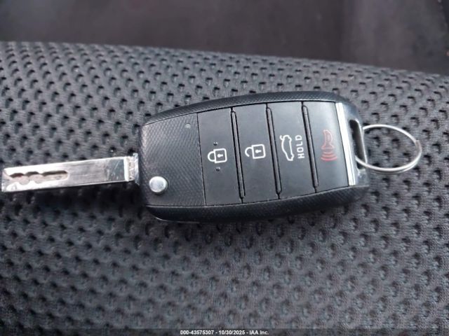 2020 KIA OPTIMA 5XXGT4L3XLG401495 Photo 10