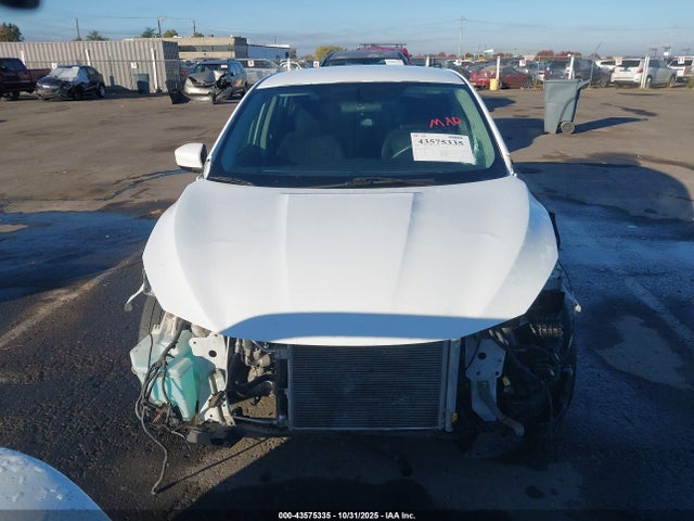 3N1AB7AP2GY229141 Nissan SENTRA SV