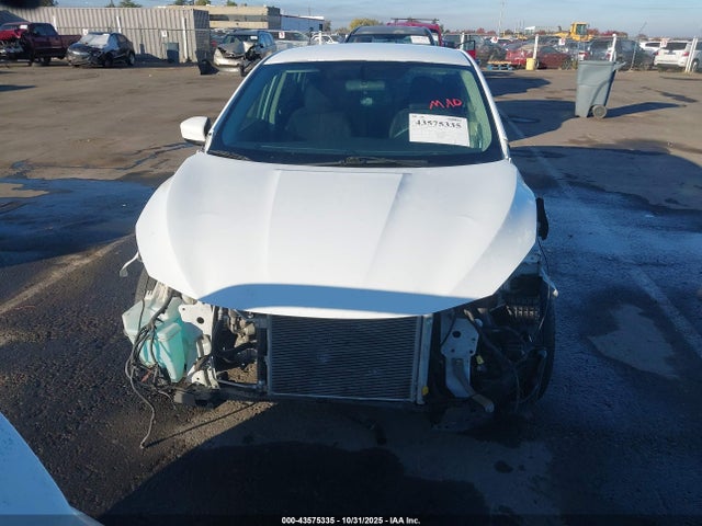 3N1AB7AP2GY229141 Nissan SENTRA SV
