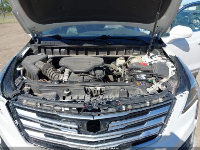 2017 CADILLAC XT5 1GYKNERS7HZ310904 Photo 9