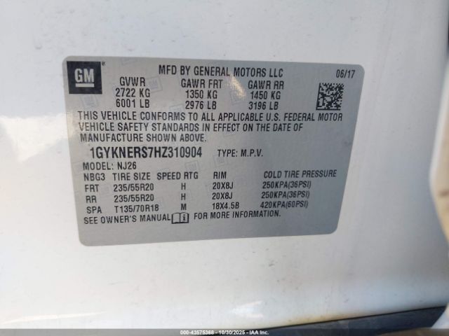 2017 CADILLAC XT5 1GYKNERS7HZ310904 Photo 8