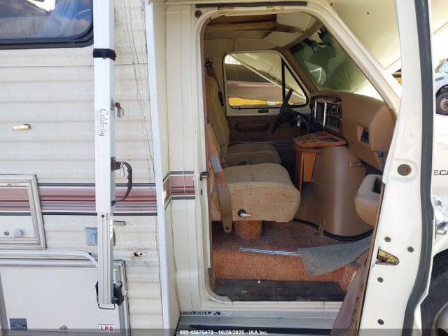 1990 FORD ECONOLINE 1FDKE30G1LHB87274 Photo 4