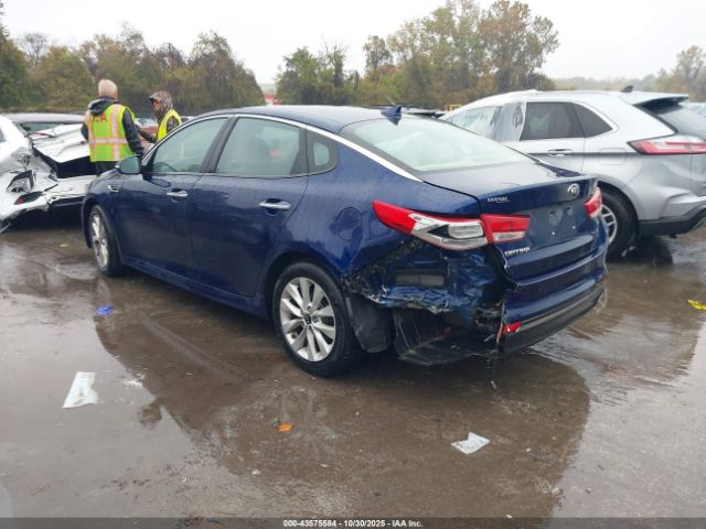 2018 KIA OPTIMA 5XXGT4L31JG258904 Photo 2