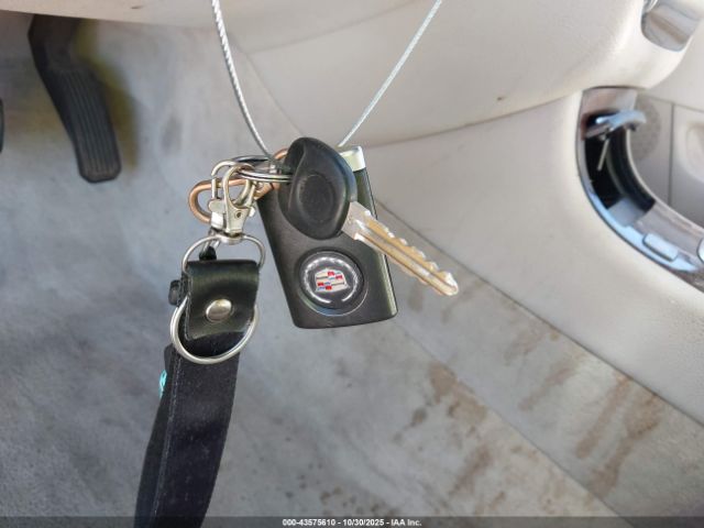 2011 CADILLAC DTS 1G6KH5E61BU117208 Photo 10