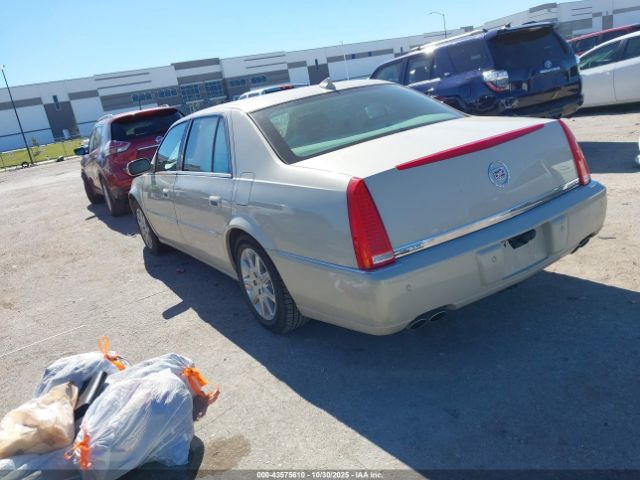 2011 CADILLAC DTS 1G6KH5E61BU117208 Photo 2