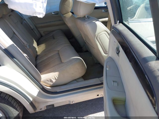 2011 CADILLAC DTS 1G6KH5E61BU117208 Photo 7