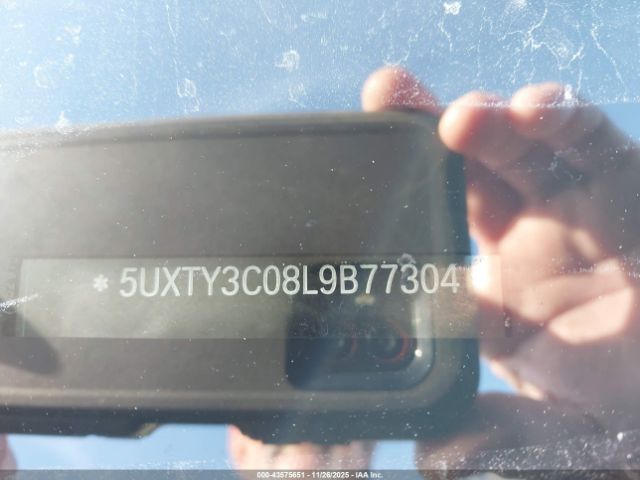 2020 BMW X3 5UXTY3C08L9B77304 Photo 8