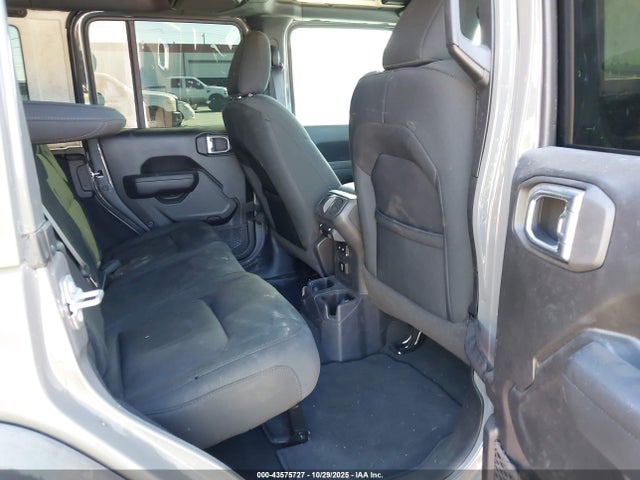 1C4HJXDG1NW180187 Jeep Wrangler