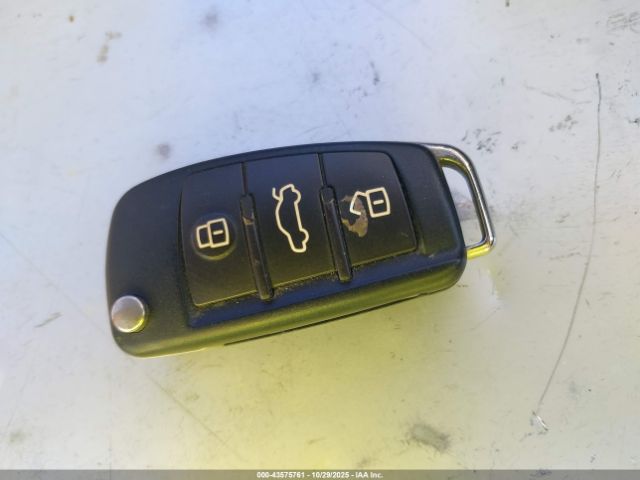 2011 AUDI A3 WAUKJAFM1BA137691 Photo 10