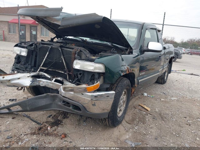 2001 CHEVROLET SILVERADO 1500 2GCEK19T611128204 Photo 1