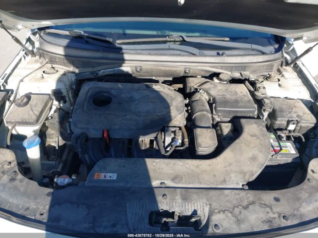 2017 HYUNDAI SONATA 5NPE24AF5HH522387 Photo 9