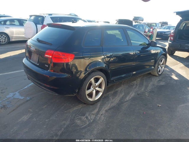 2013 AUDI A3 WAUBJAFM0DA021207 Photo 3