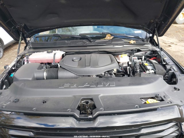 RAM 1500 Laramie 4x4 5'7 Box 2025 1C6SRFJP3SN746839 Image 10