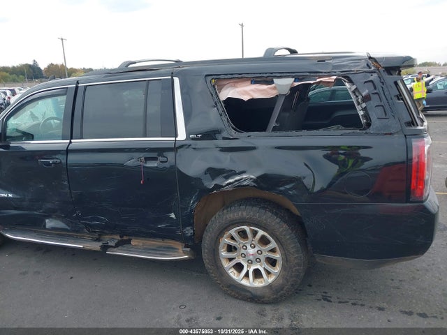 1GKS2GKCXKR353562 GMC Yukon Xl Slt