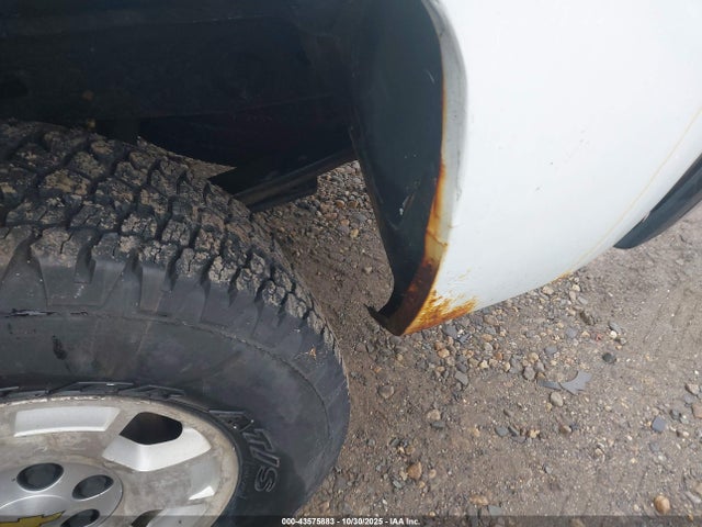 Продажа на аукционе авто 2013 Chevrolet Silverado 1500 Lt, vin: 1GCRKSE7XDZ296939, номер лота: 43575883