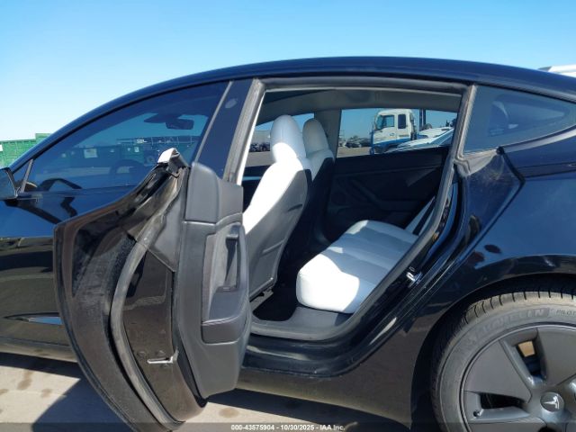 2023 TESLA MODEL 3 5YJ3E1EA1PF592526 Photo 7