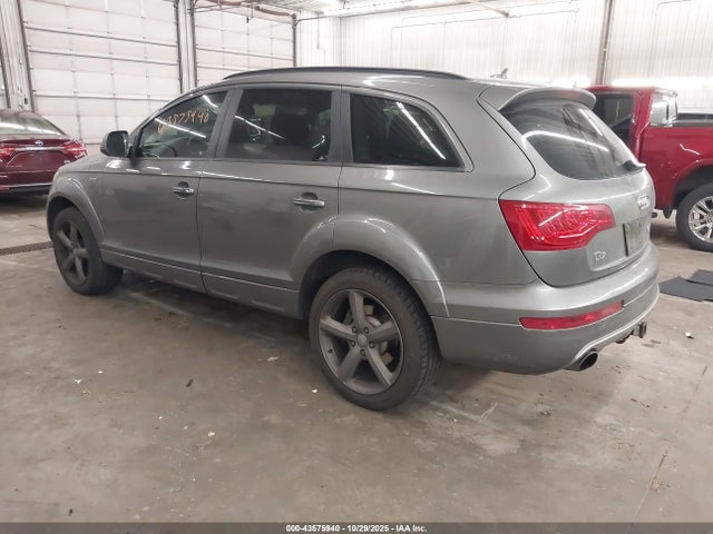 2015 AUDI Q7 WA1LGAFE0FD031116 Photo 2